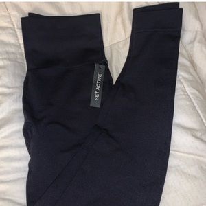 NWT black set active leggings